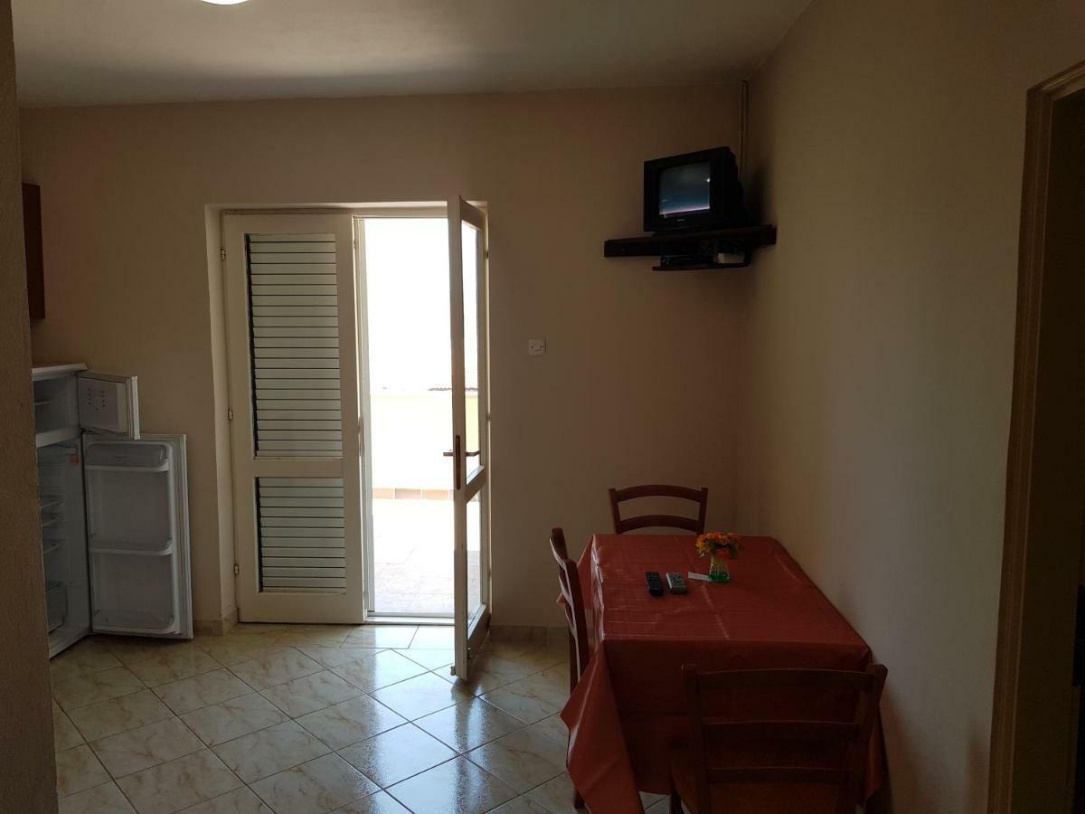 Apartmani Rosa Zubovici Luaran gambar
